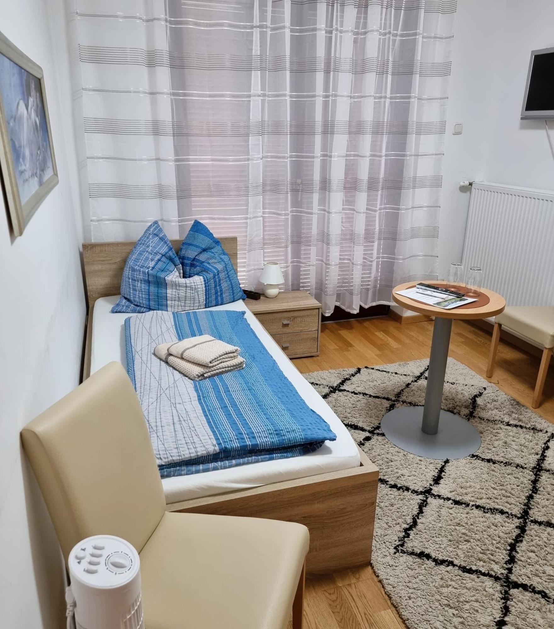 Gaestehaus Rettl Lavamund Phòng bức ảnh